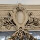 Miroir d'entrée de Château réchampi de style Louis XVI