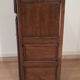 Buffet bas vintage 1700 en bois de chêne. Commode rustique en bois