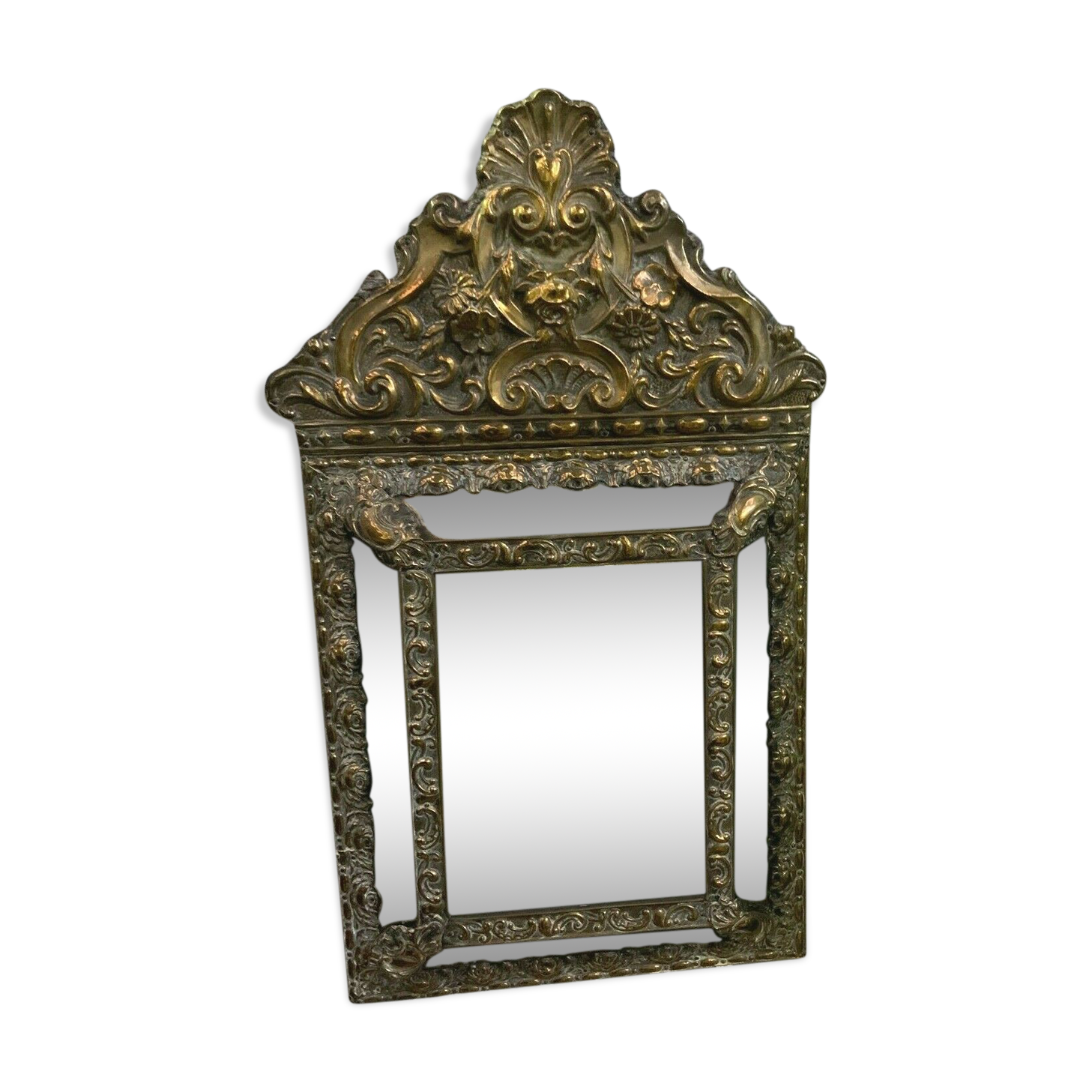 Mirror by-close copper repulsed 19th century h 59 X l 34 cm