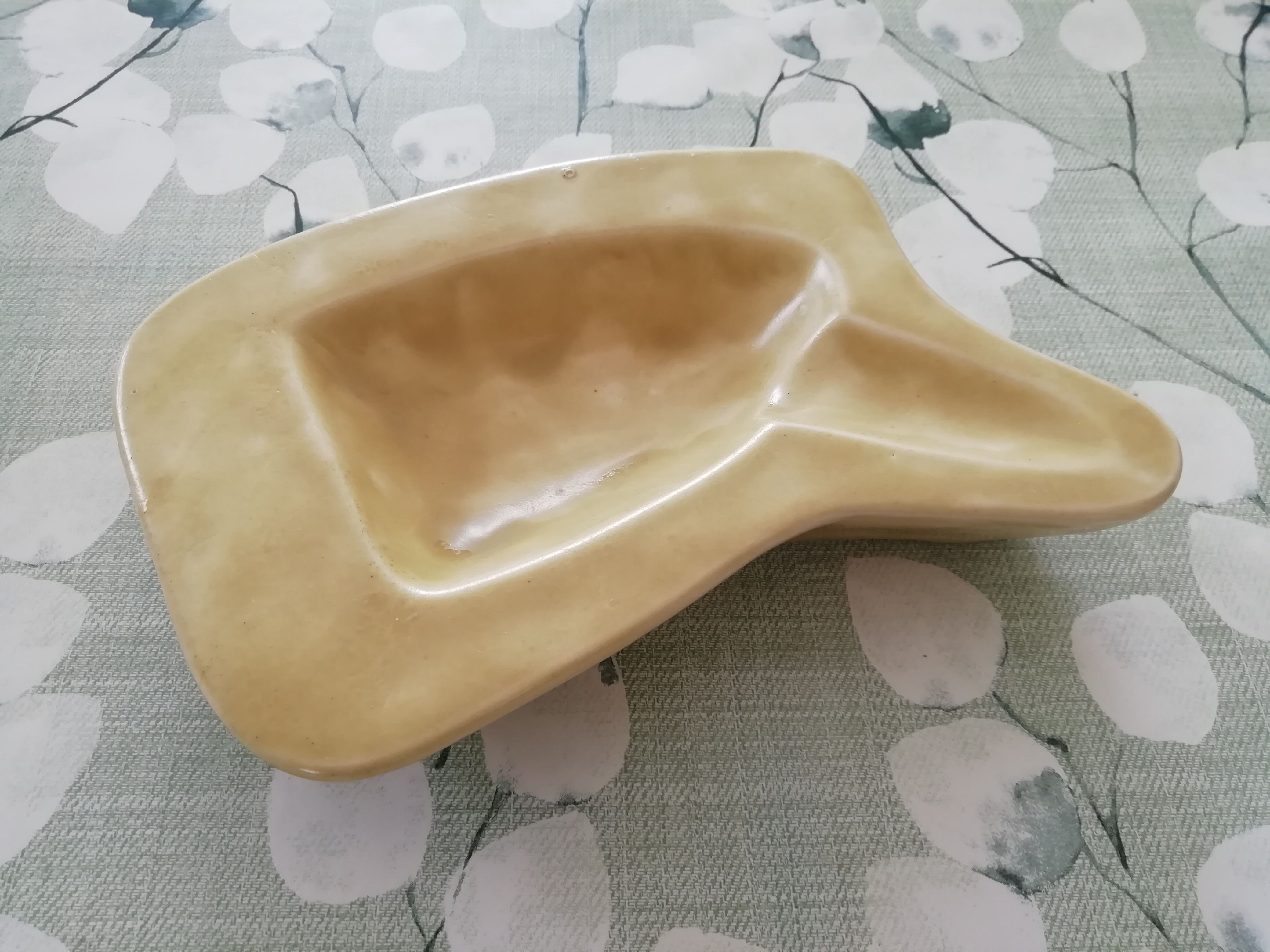 Glazed Ceramic Cup - Warluis