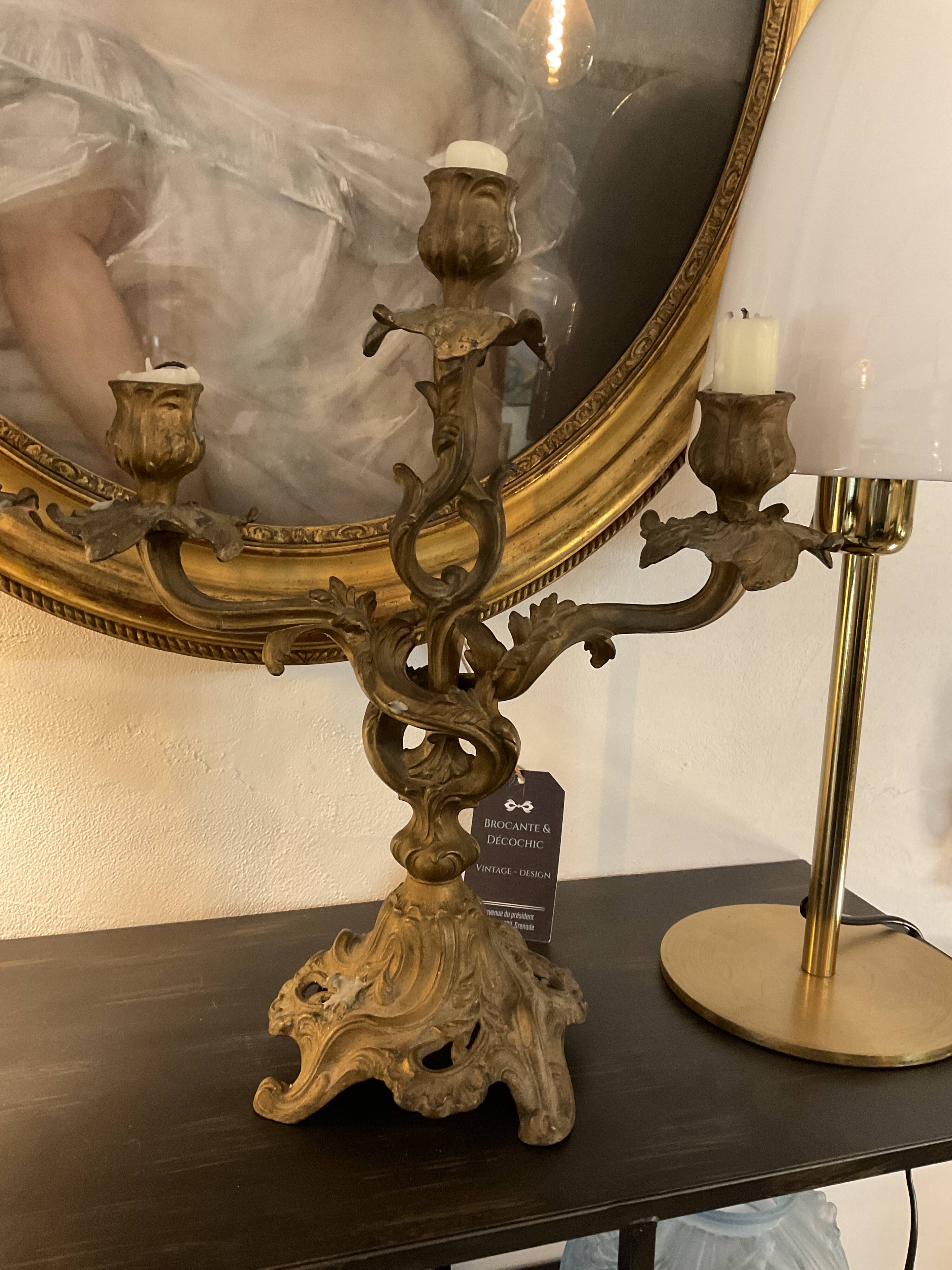 Pair of 3-branch candlesticks. Bronze