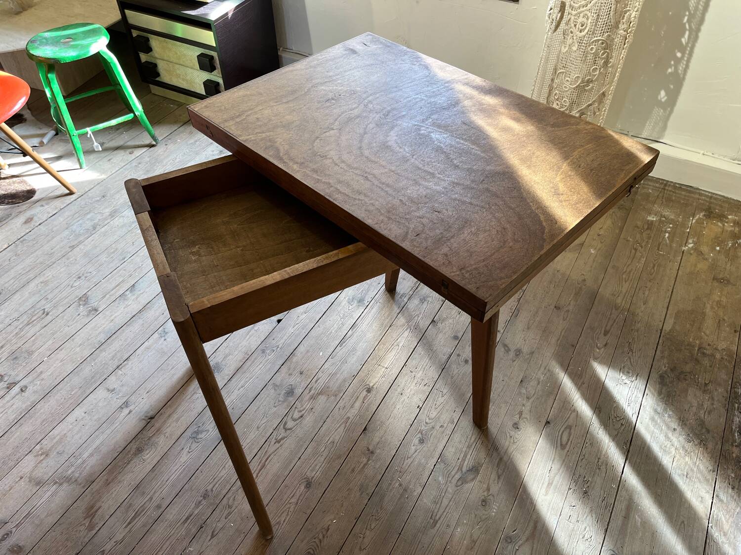Petite table d’appoint 1950