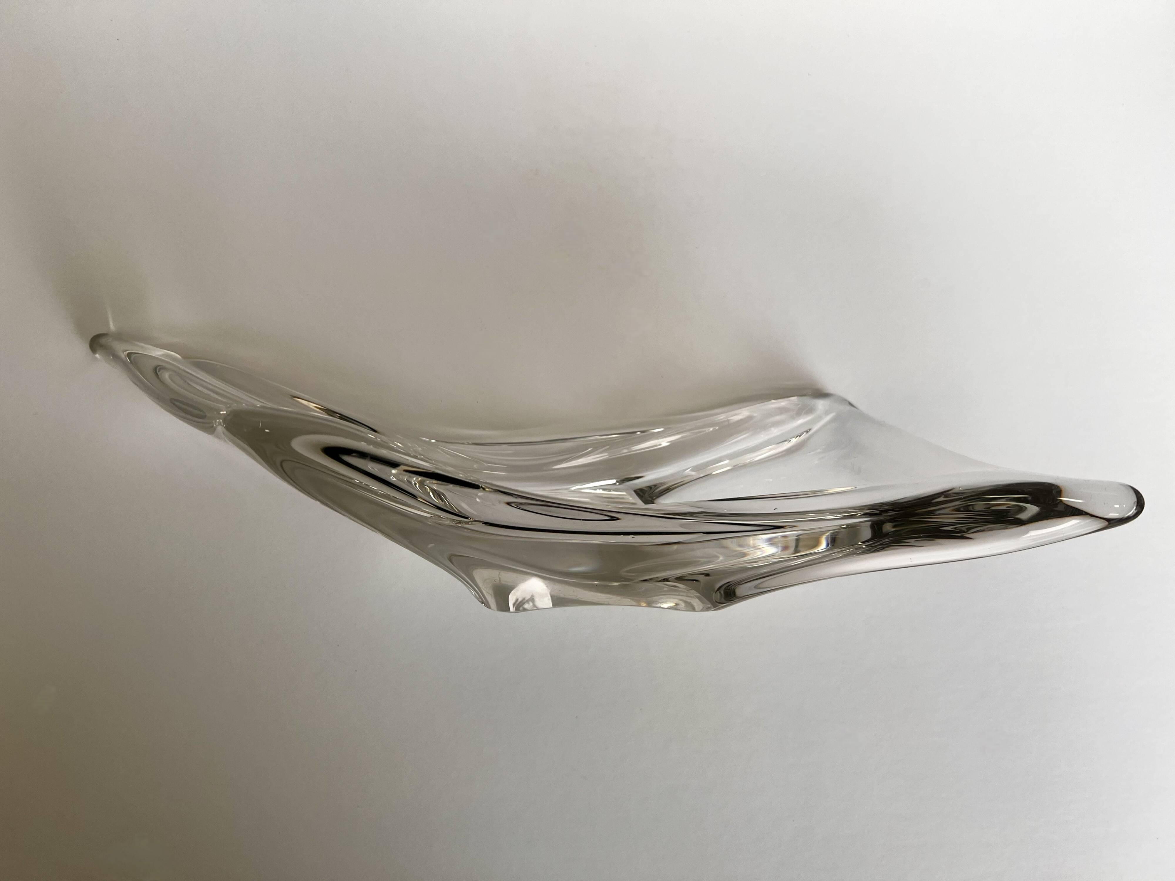 Large mid-century French crystal centrepiece class bowl