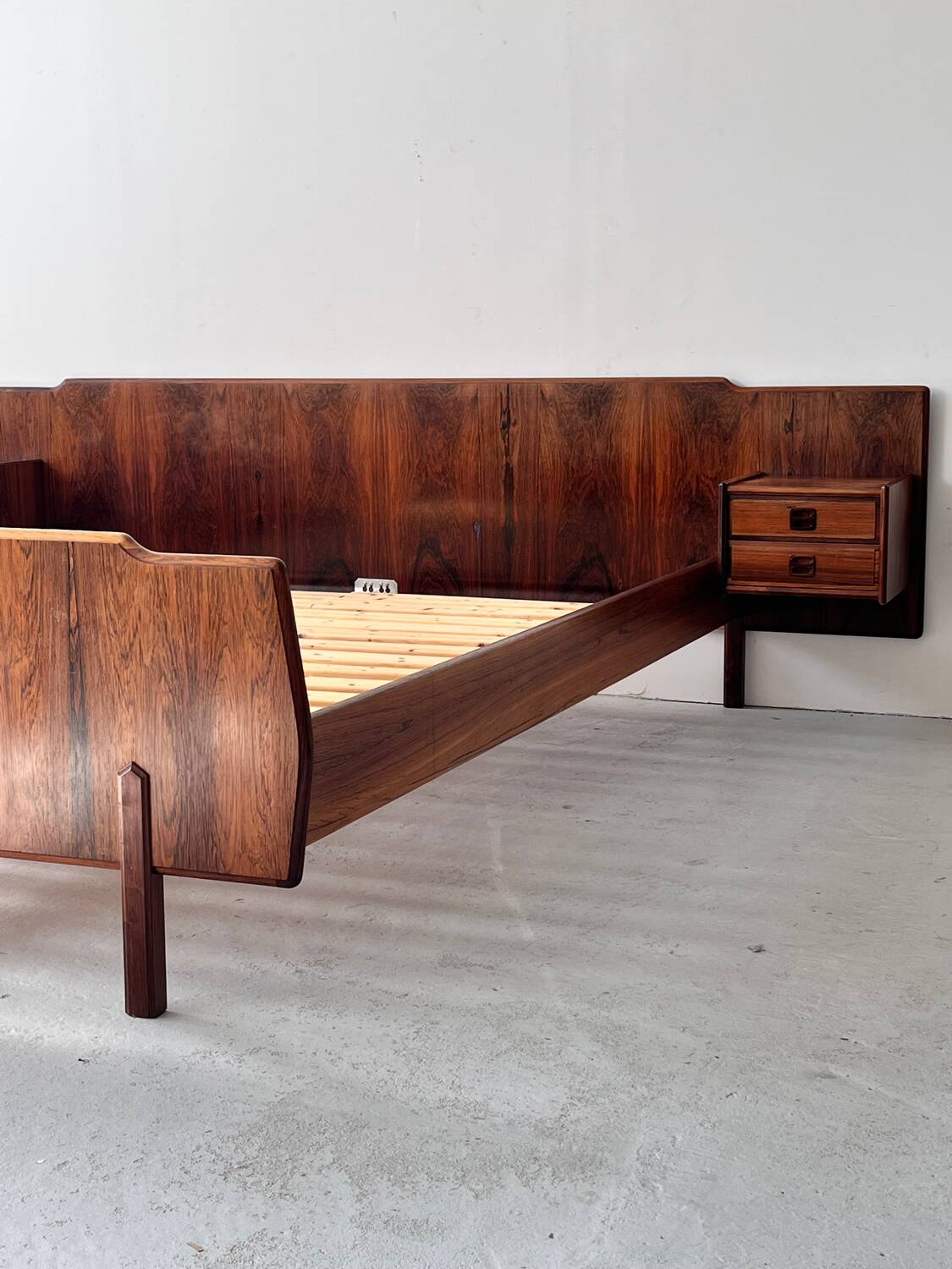 Cadre de lit scandinave, années 1970