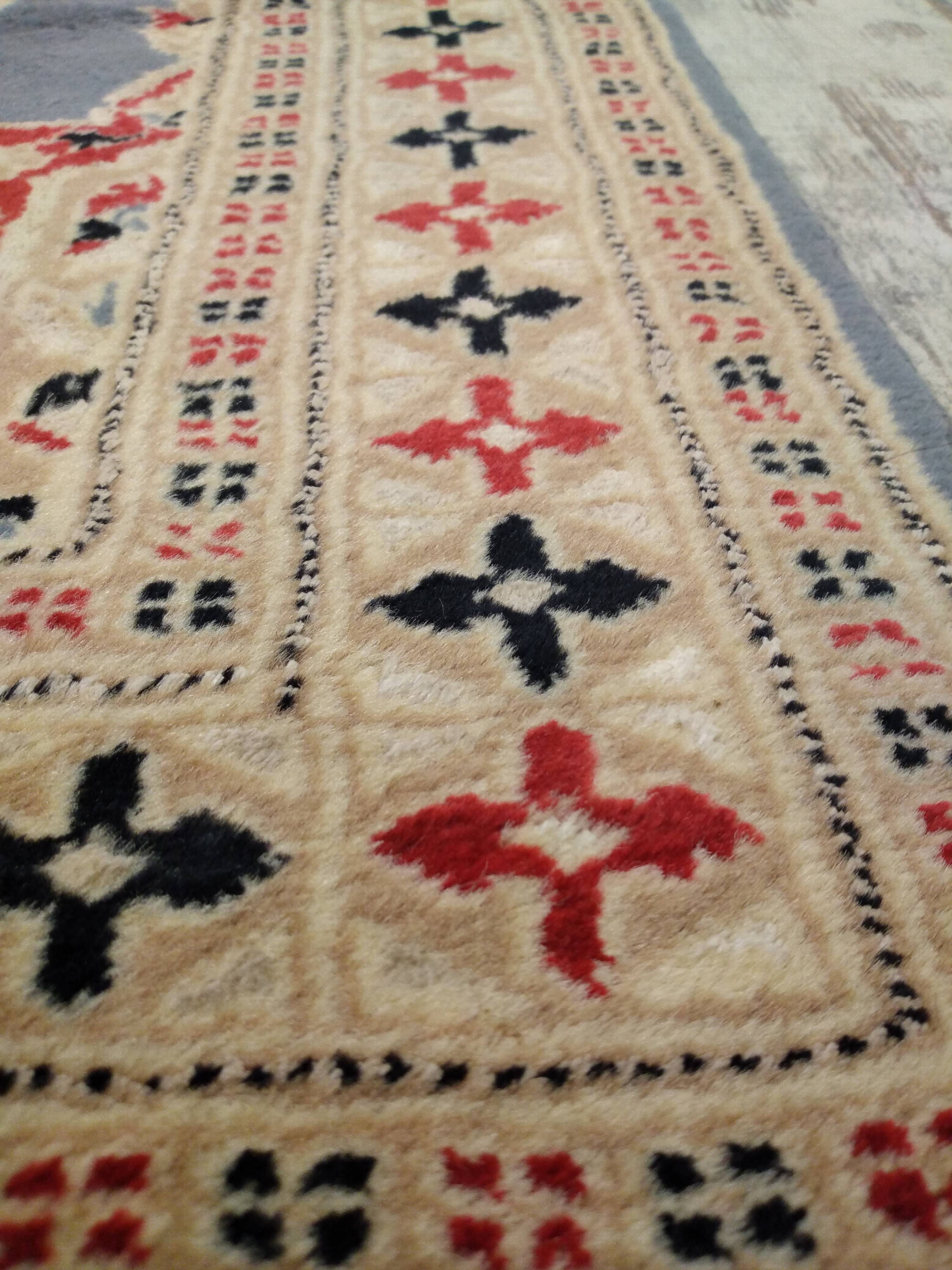 Handmade wool and silk Persian rug