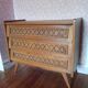 Commode en bois blond et rotin années 50