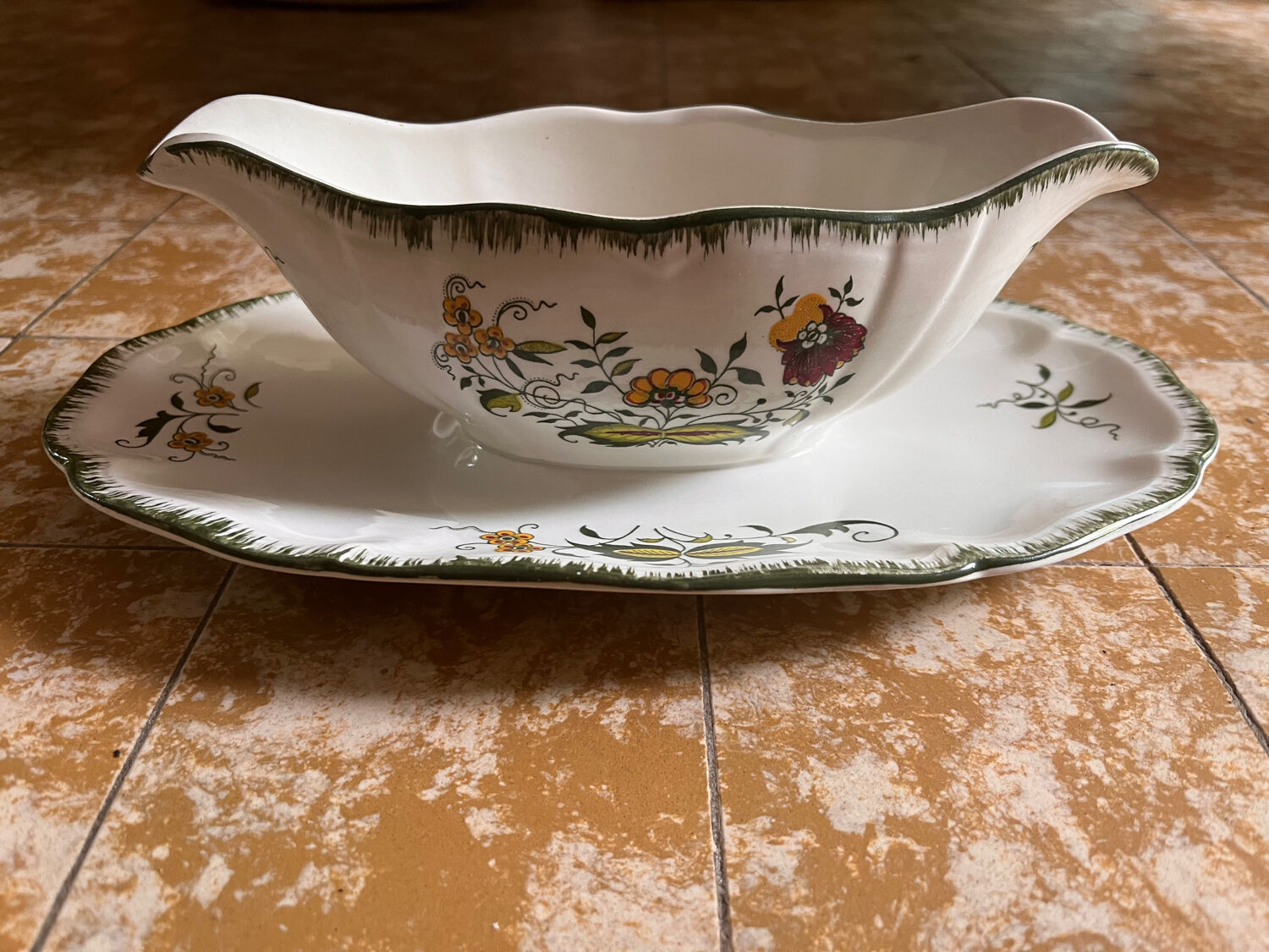 Saucière Sarreguemines Clarence model