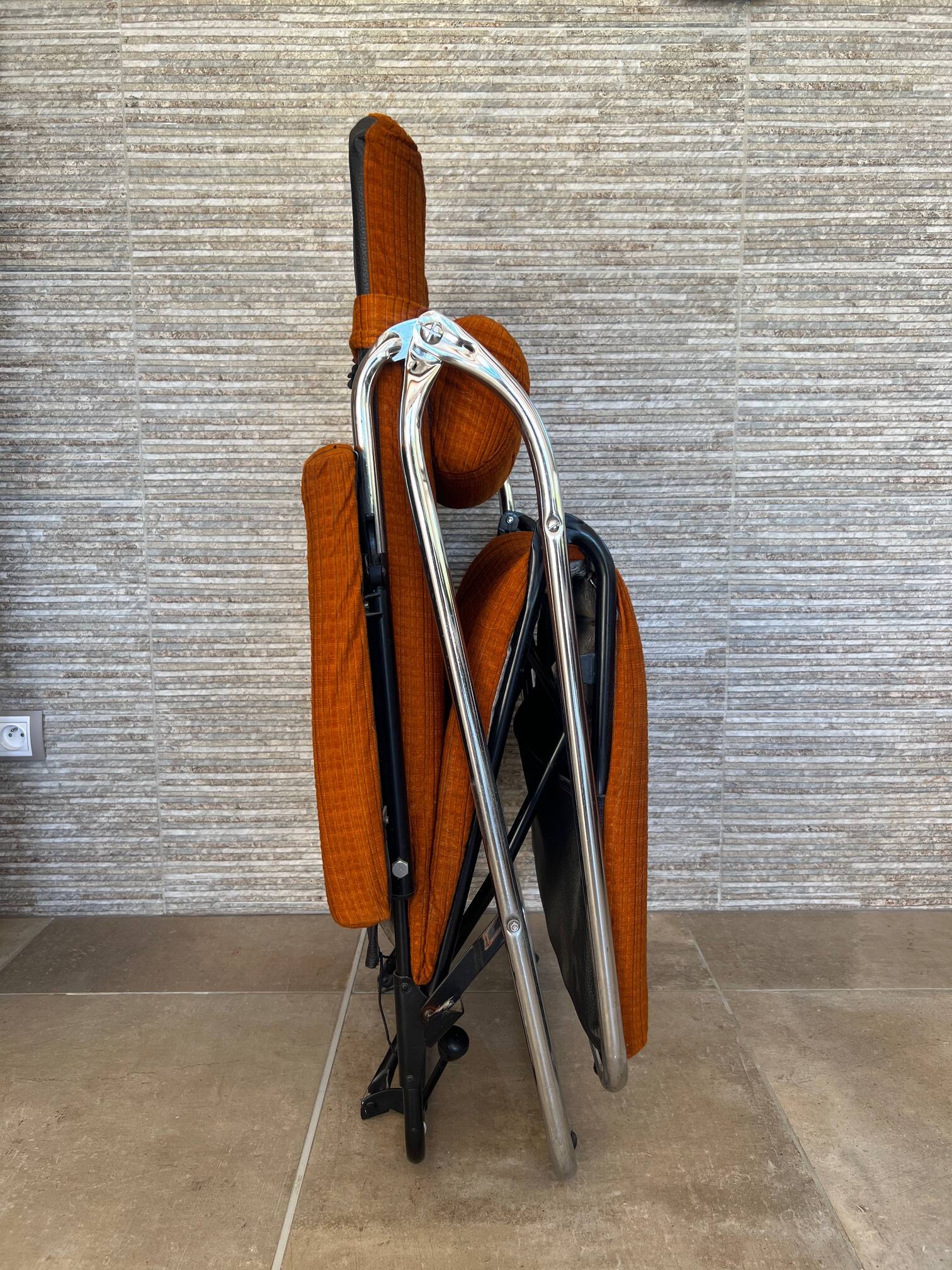 Lama 1970 relax armchair, orange velvet lounge chair