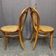 Paire de chaises Thonet n 19 estampillées thonet