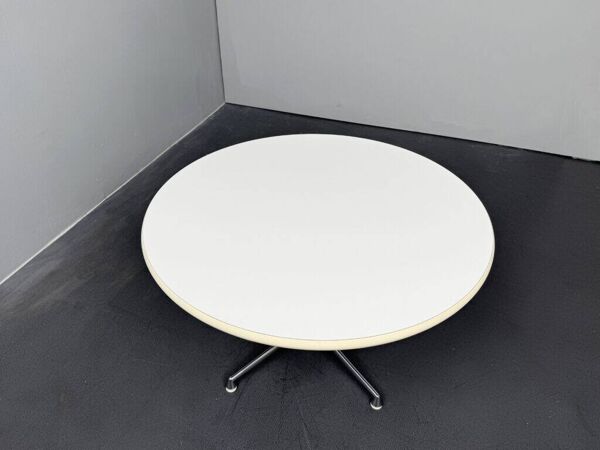 Table basse/table d'appoint La Fonda, bois stratifié, Charles & Ray Eames pour Herman Miller, Allemagne, années 1970.