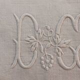 DC/DG Vintage Monogram White Linen Napkins (Set of 4+2)