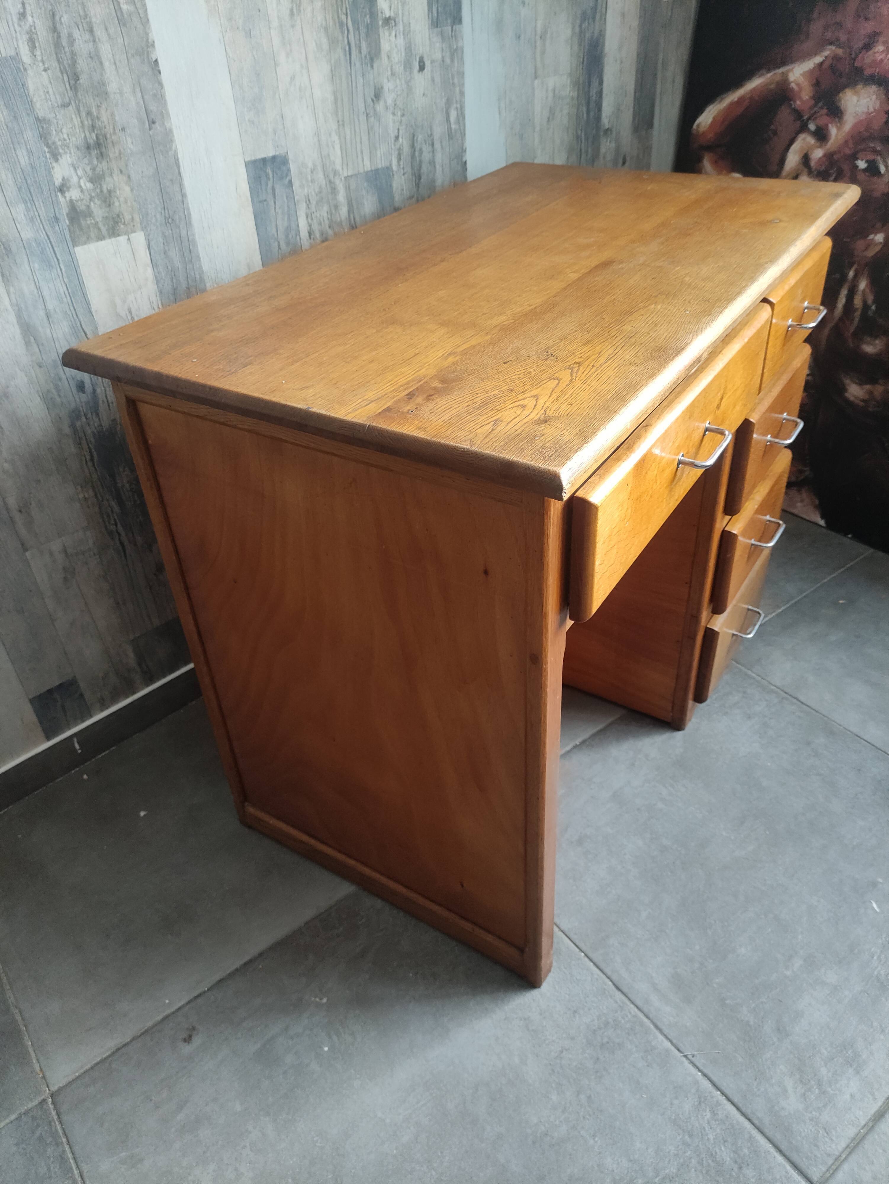Wooden children's desk around the 60s-70s