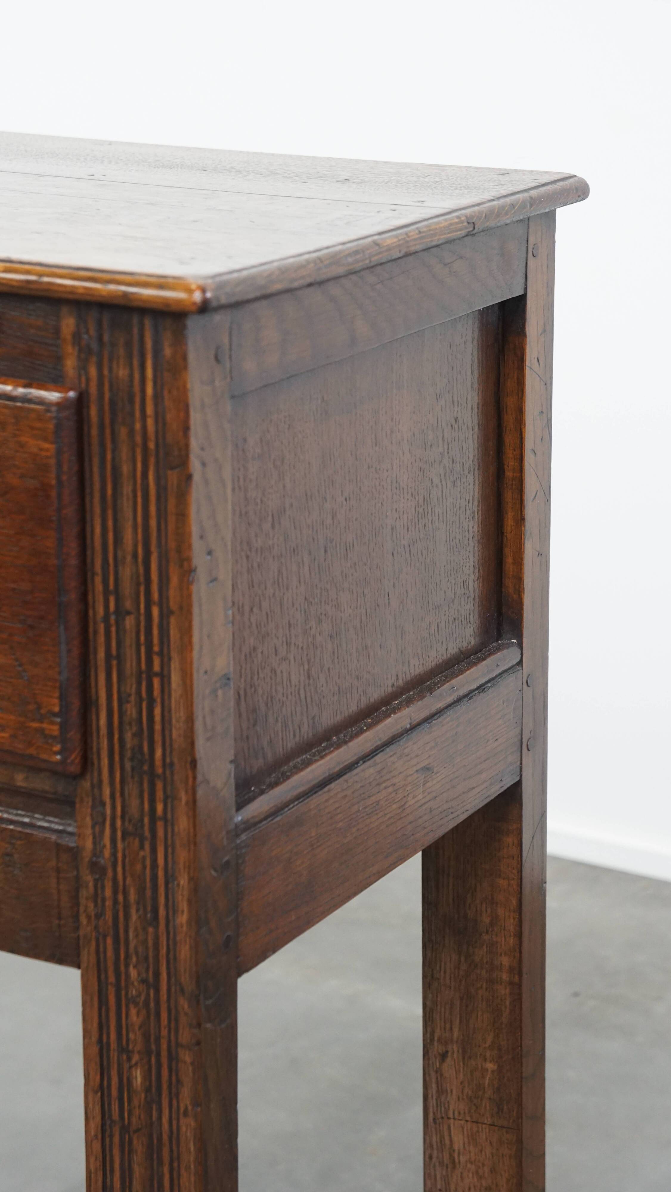 Antique English Oak Side Table / Hall Table from the 19th Century