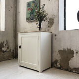 White pine confectioner