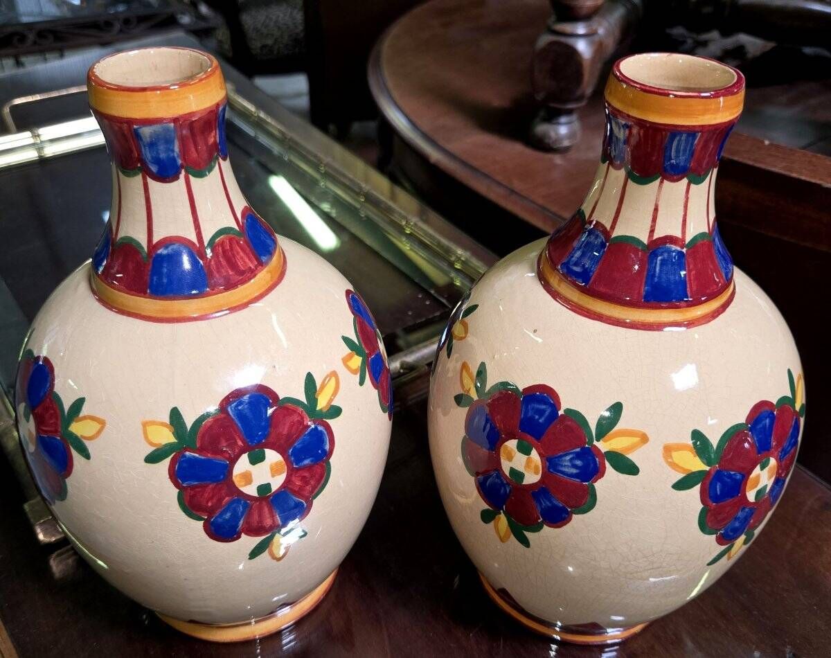 Desvres by Henri Delcourt: pair of signed Art Deco vases.