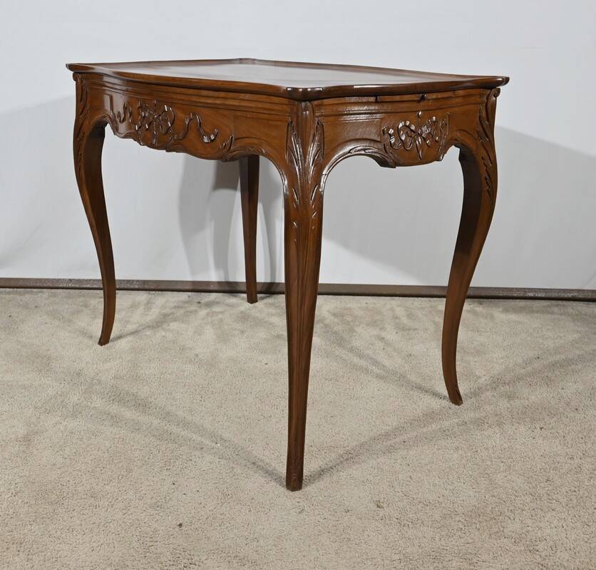 Small Cabaret Table in Mahogany, Louis XV style, Napoleon III period – Mid-19th century