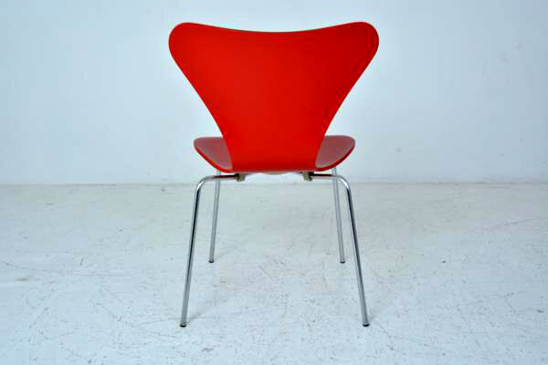 Chair Arne jacobsen for Fritz Hansen dating from the 1980s