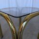 Table basse vintage en laiton et verre fumé / Moderne italien du milieu du siècle