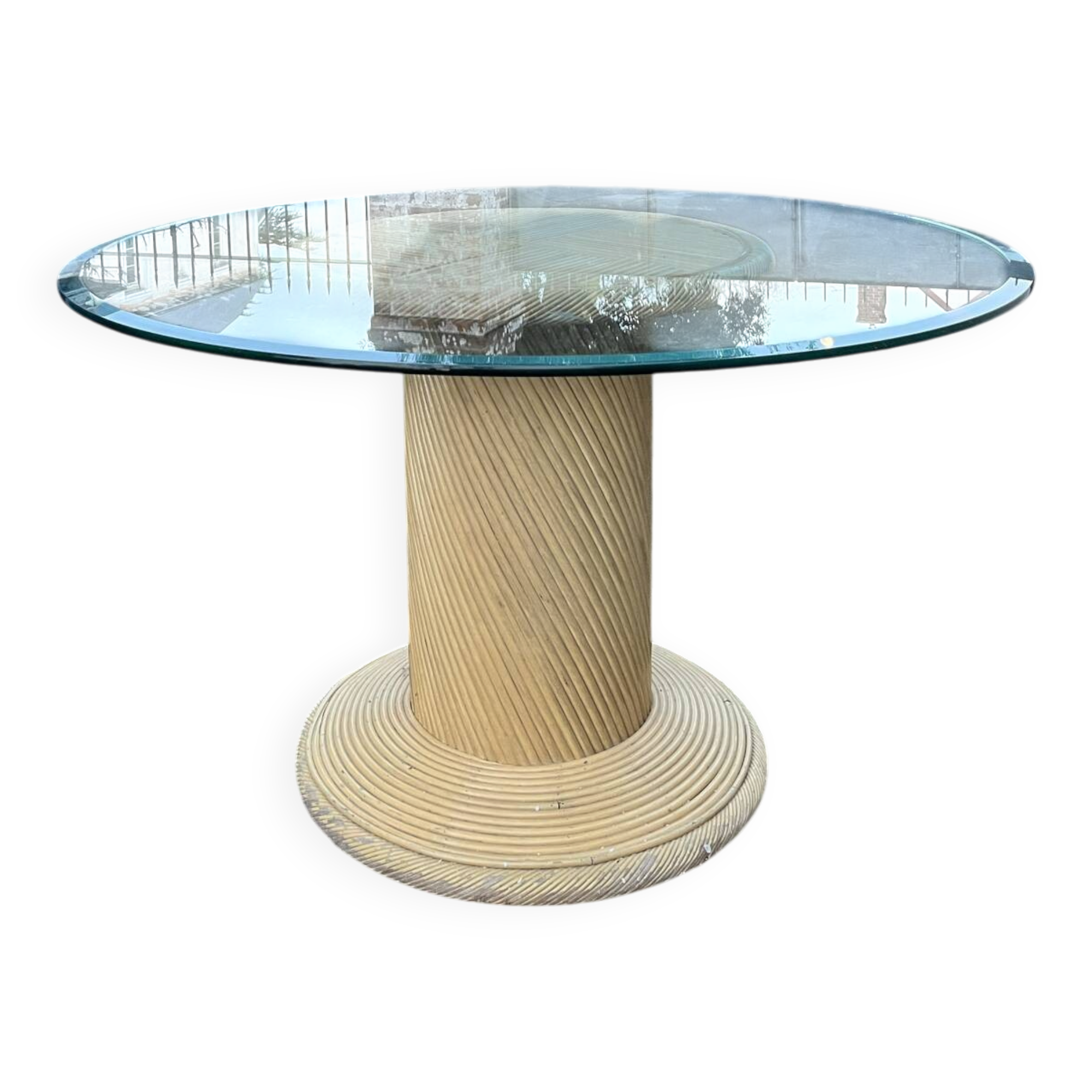 Table en verre et rotin