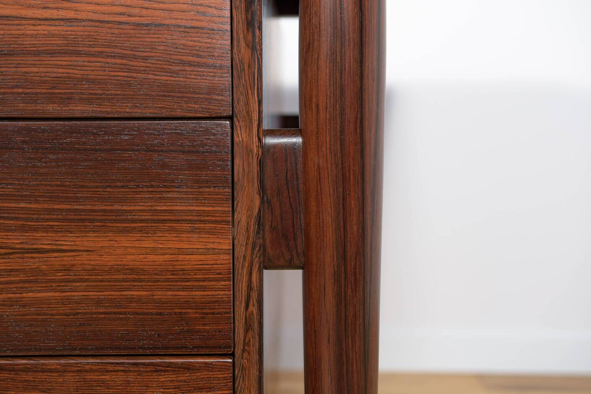 Mid-Century Rosewood Freestanding Desk Model 207 by Arne Vodder for Sibast,