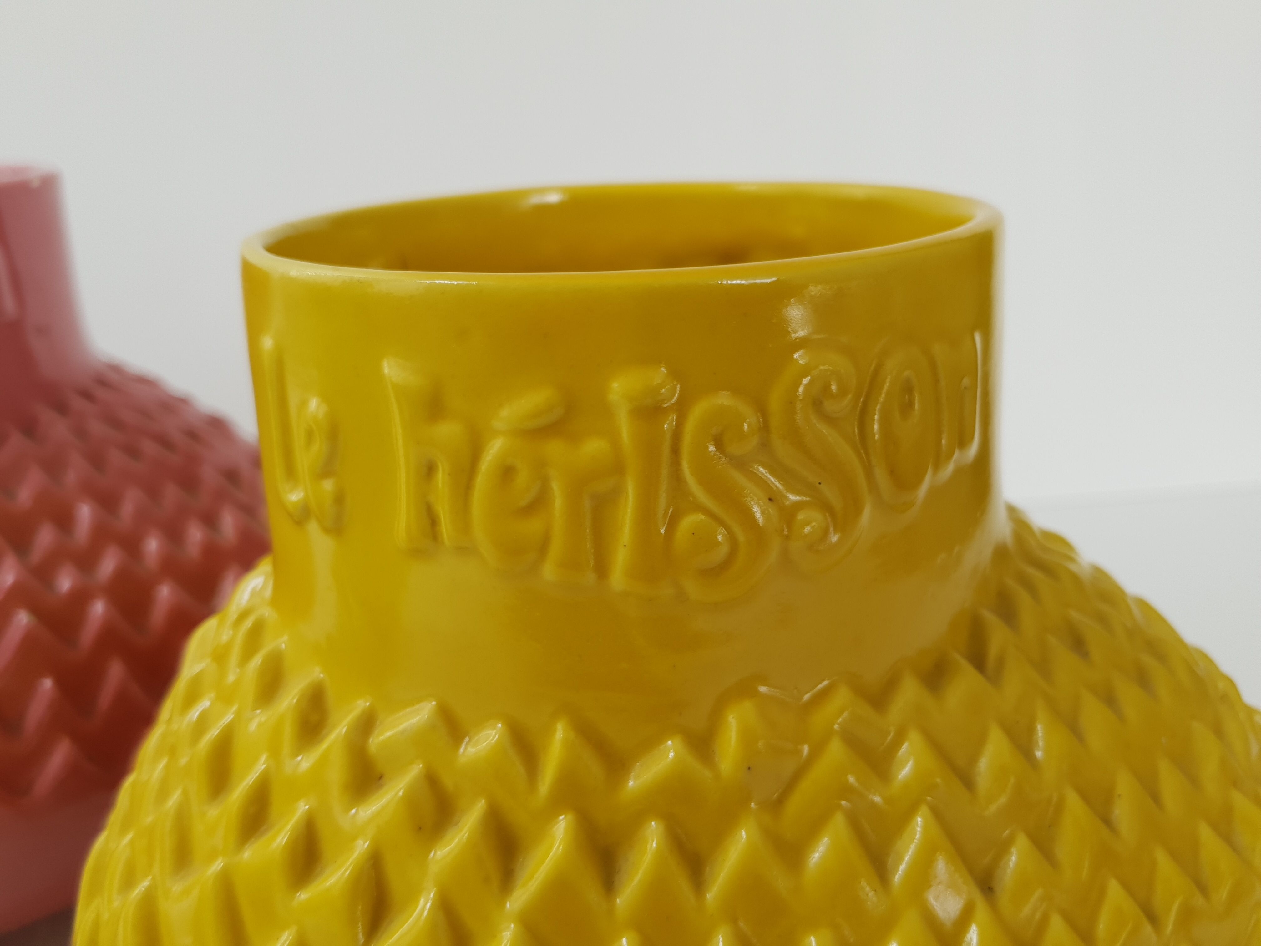 Suite of 3 vintage hedgehog vases 1960