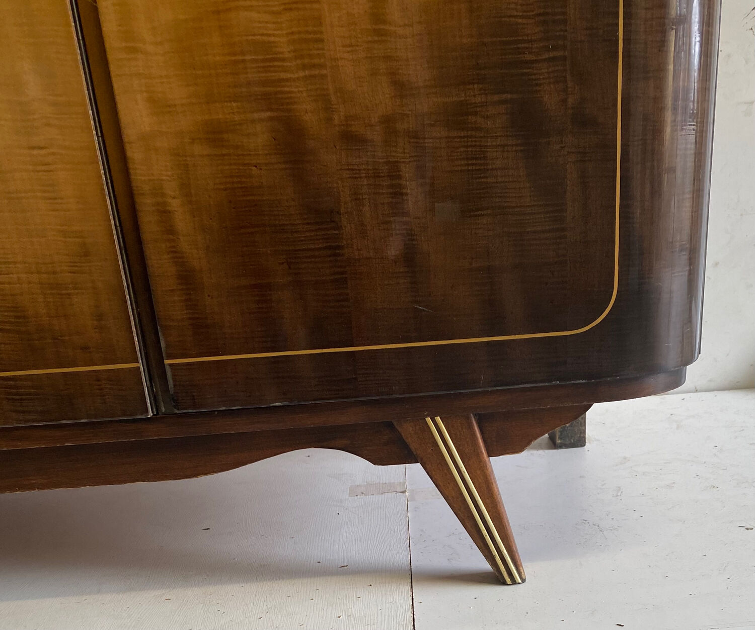 Vintage wardrobe feet compass