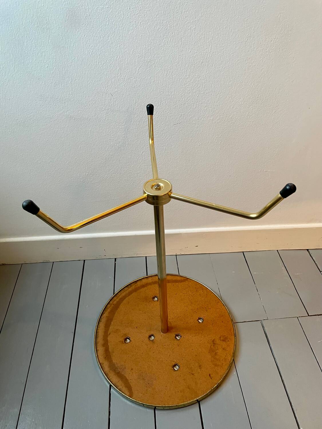 Vintage tripod pedestal table in gold metal