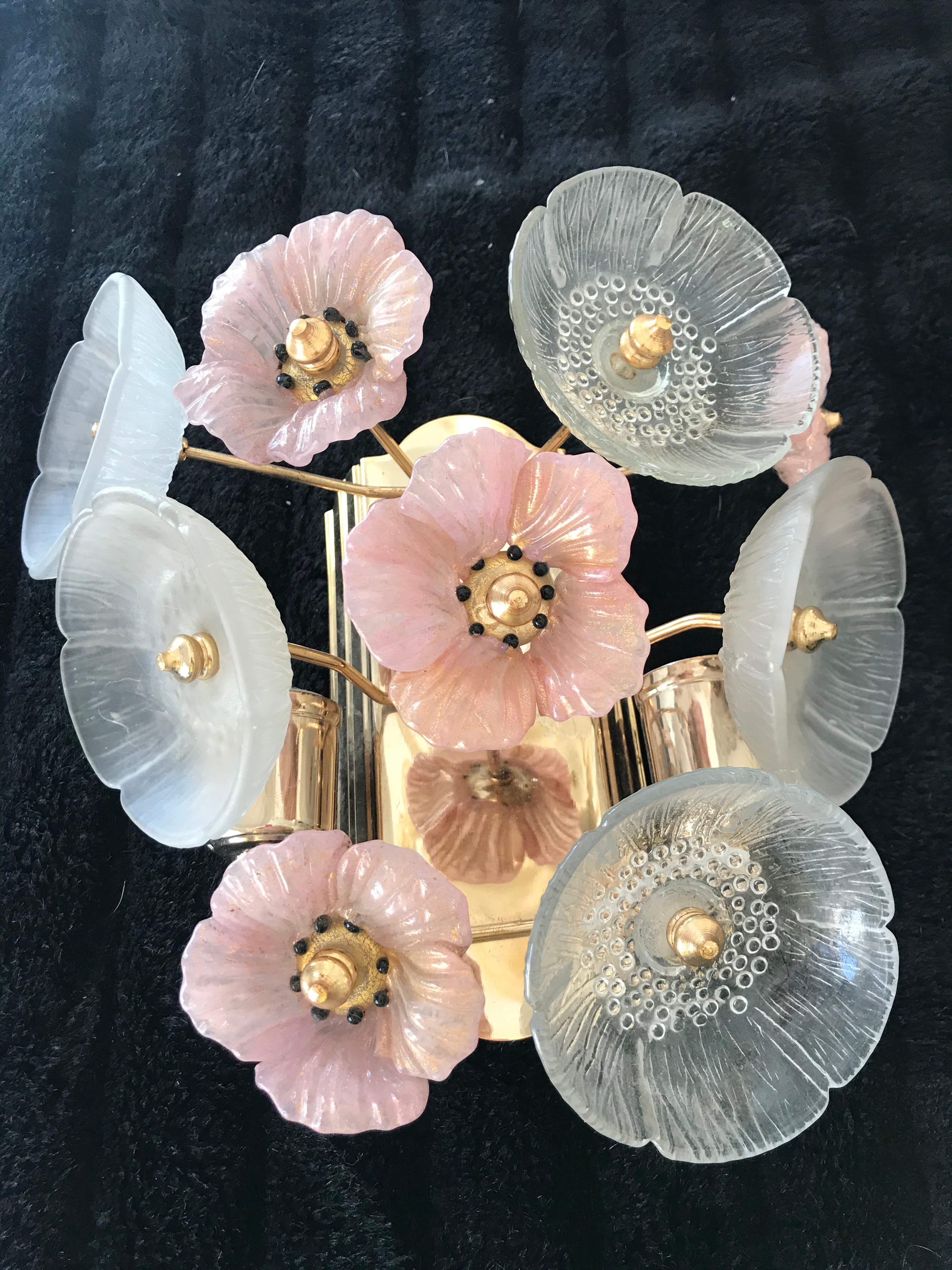 Murano pair of sconces in flower model 1980