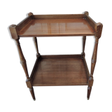 Serving table