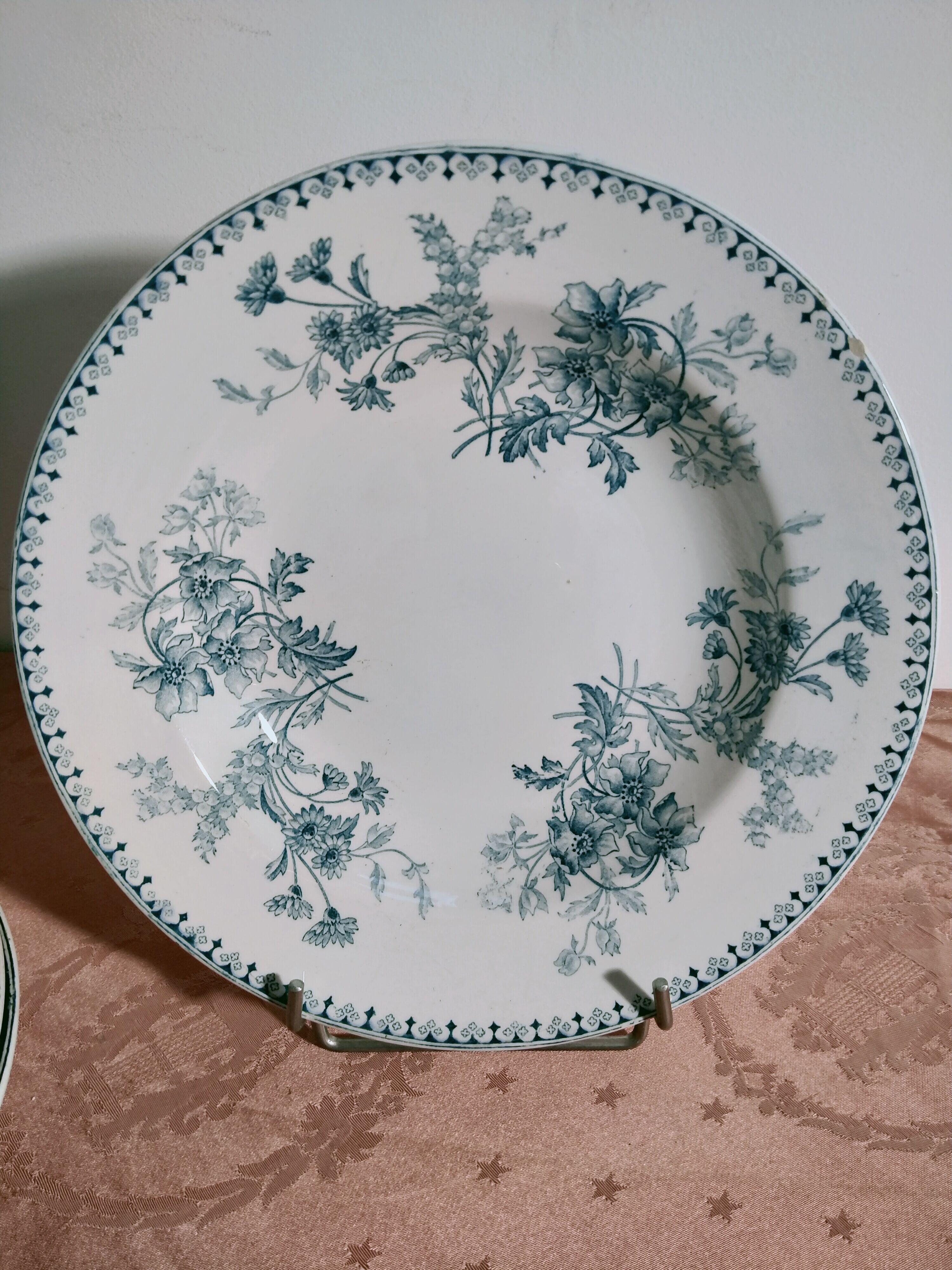 Hollow plate Sarreguemines UC model Elvire