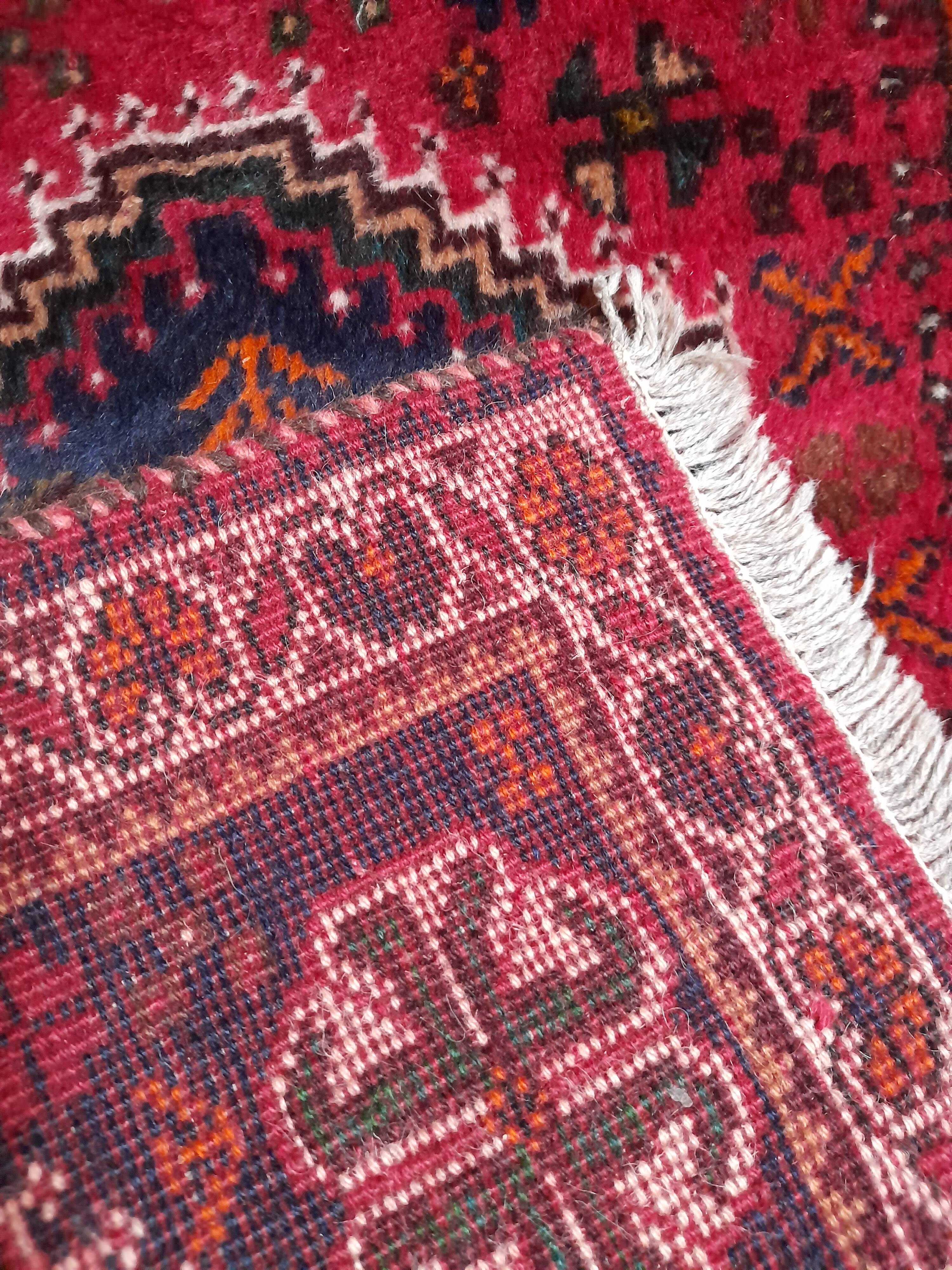 Persian carpet 118x78 cm