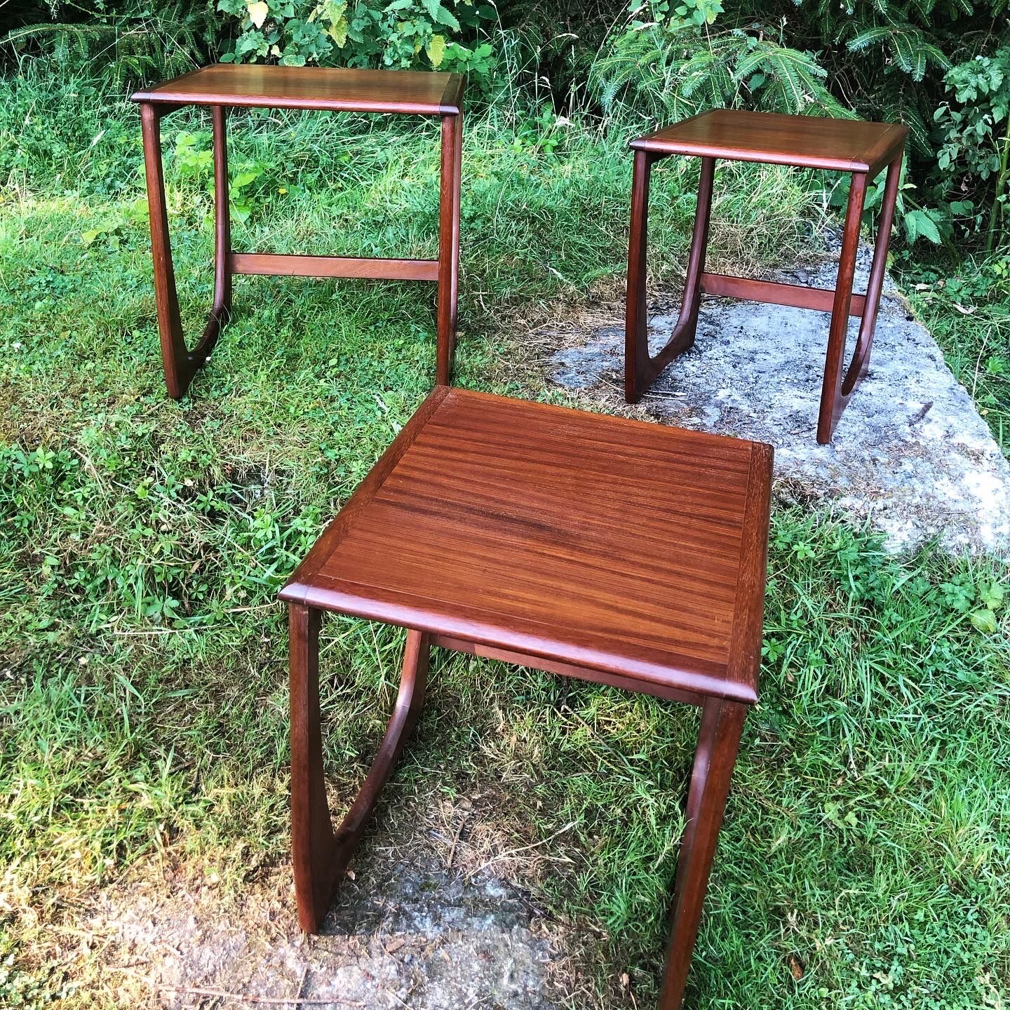 G-Plan pull-out tables