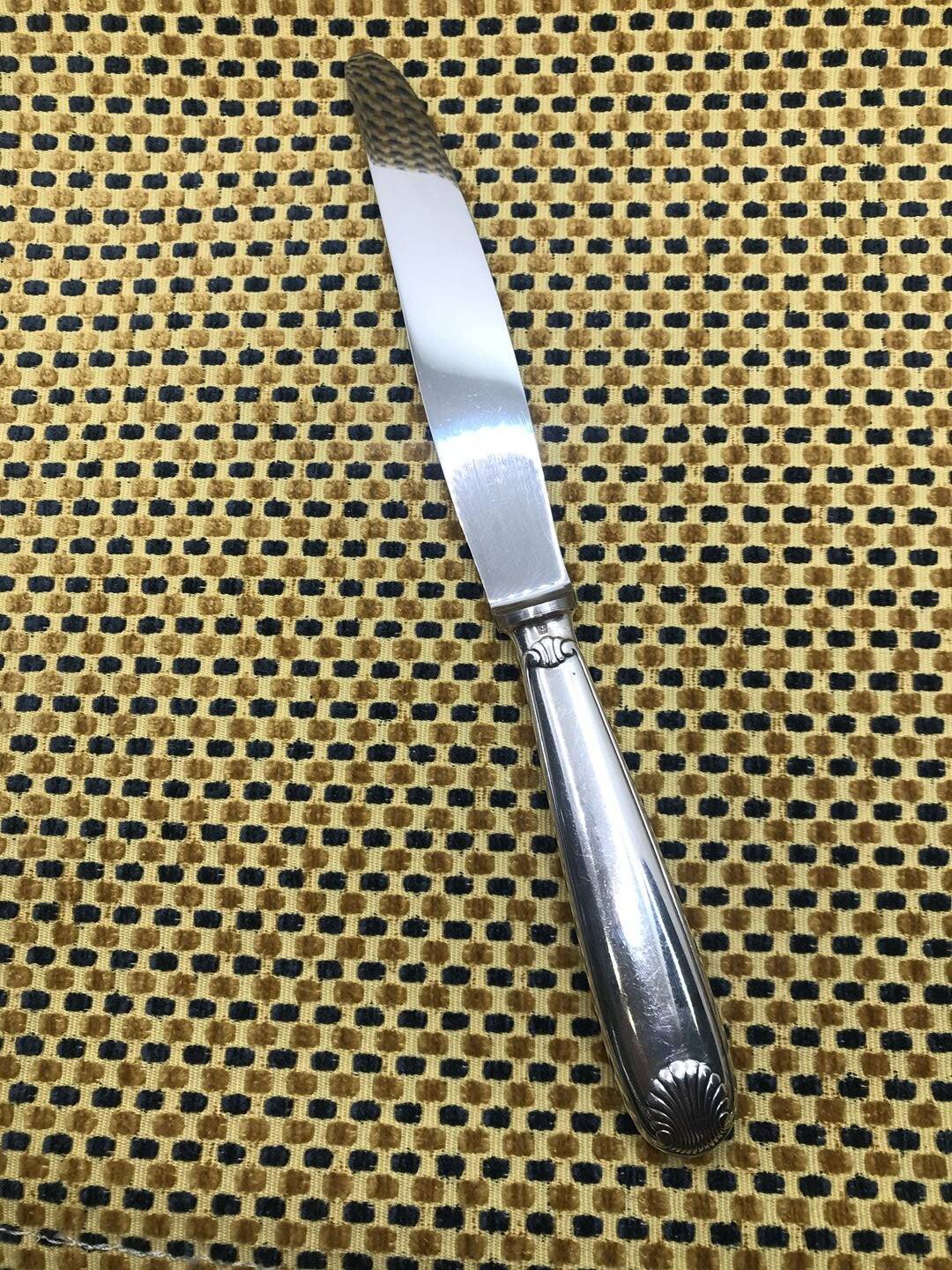 Christofle silver-plated knife, Coquille model