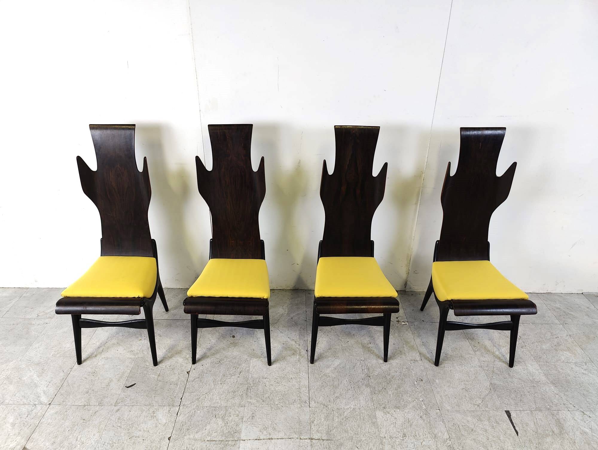 Chaises de salle à manger vintage à haut dossier et flamme par Dante Latorre, 1950