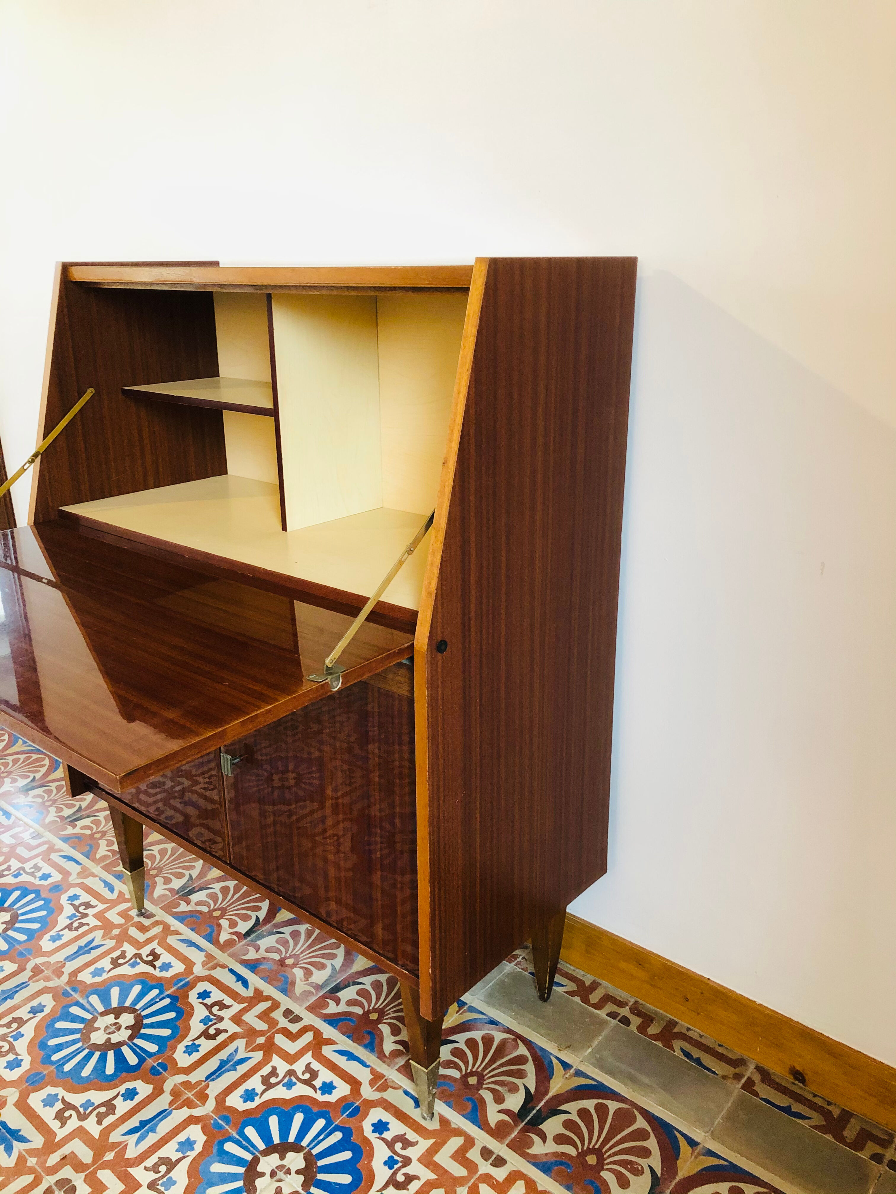 Vintage secretary in varnished mahogany 1970