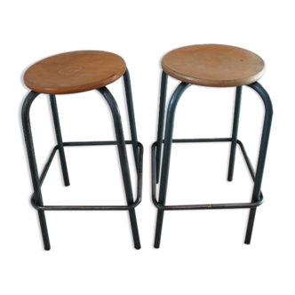 Paire de tabourets hauts industriels