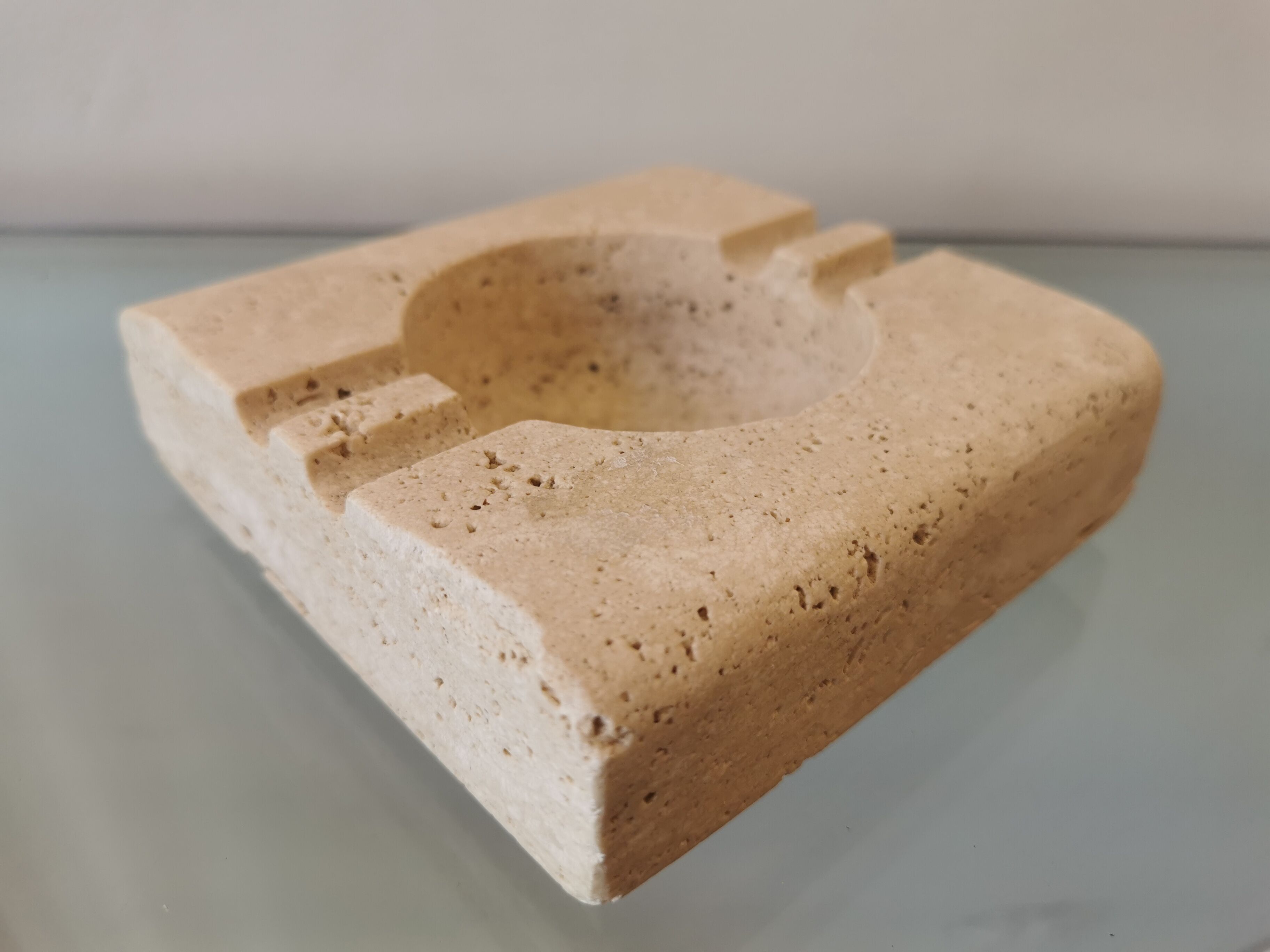Large vintage travertine ashtray by Fratelli Mannelli 1970