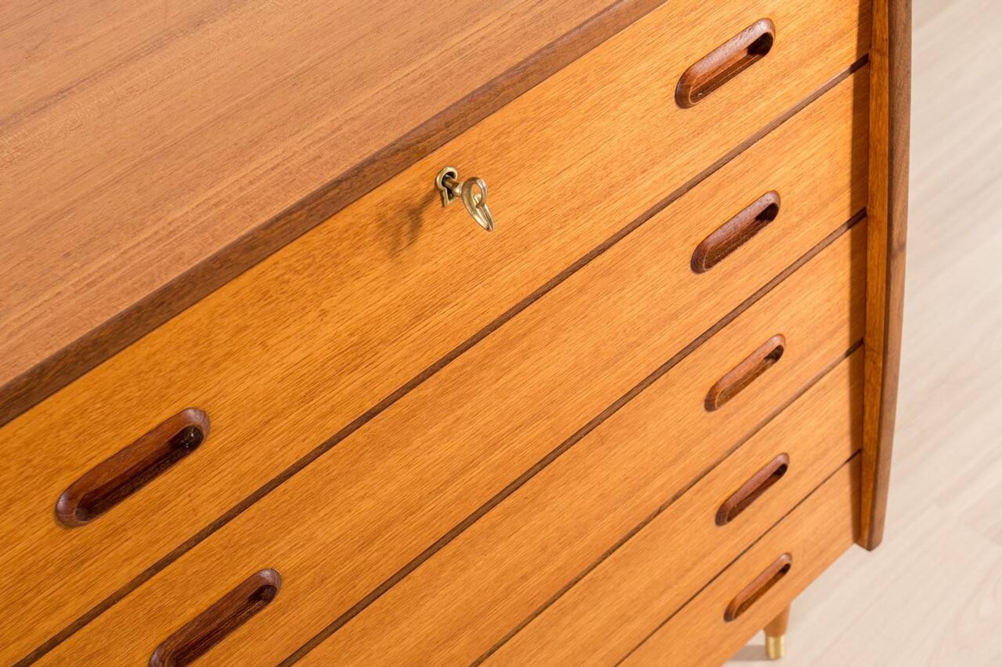 Scandinavian Teak Chest of Drawers, 1960s, Mid-Century Modern