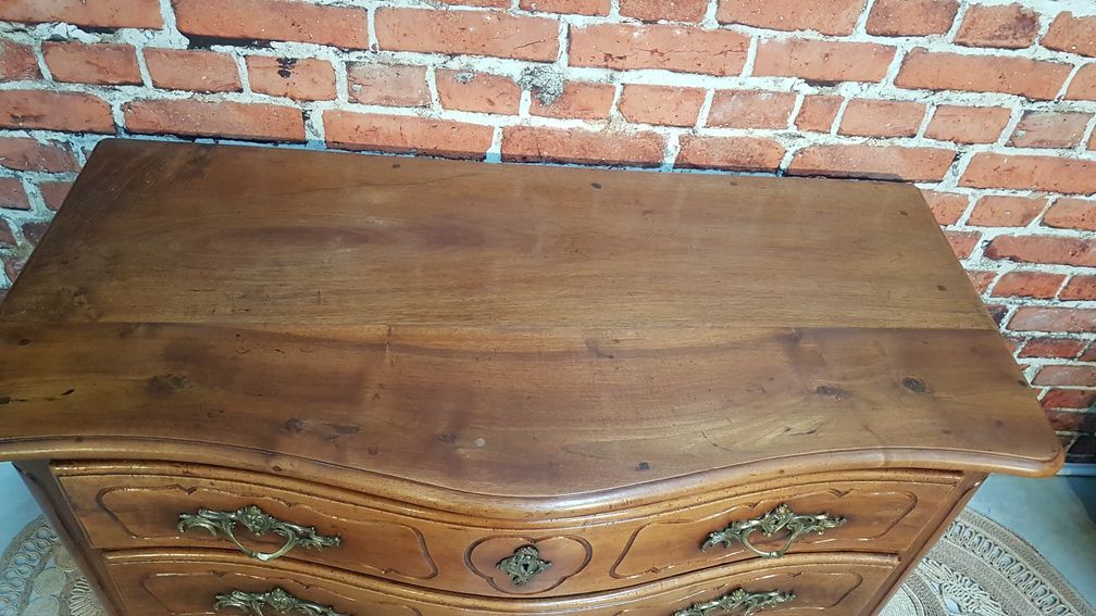 Louis xv style chest of drawers