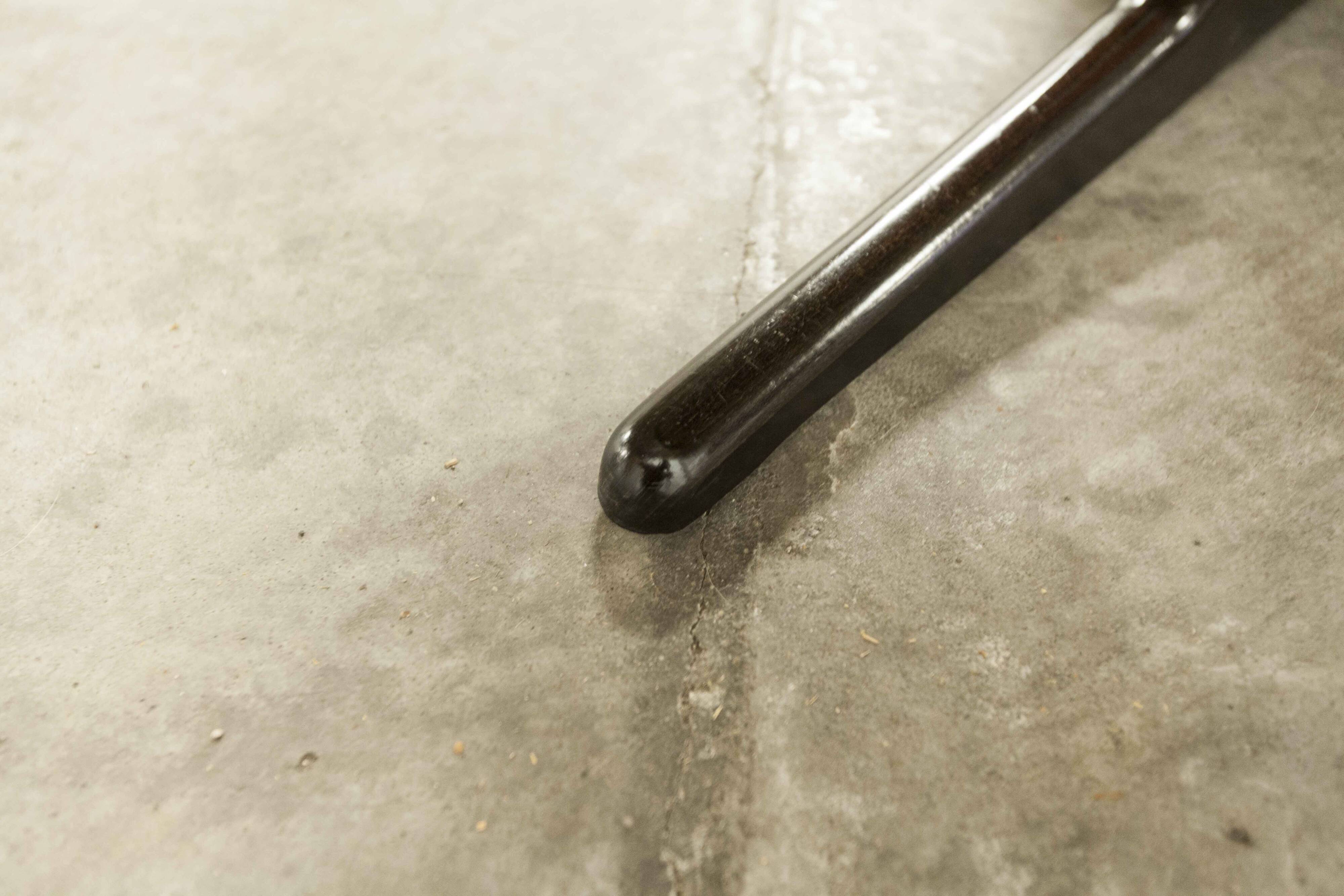 Baumann Diese table and 6 armchairs, Pagnon Pelhaître design, Wenge and red color,