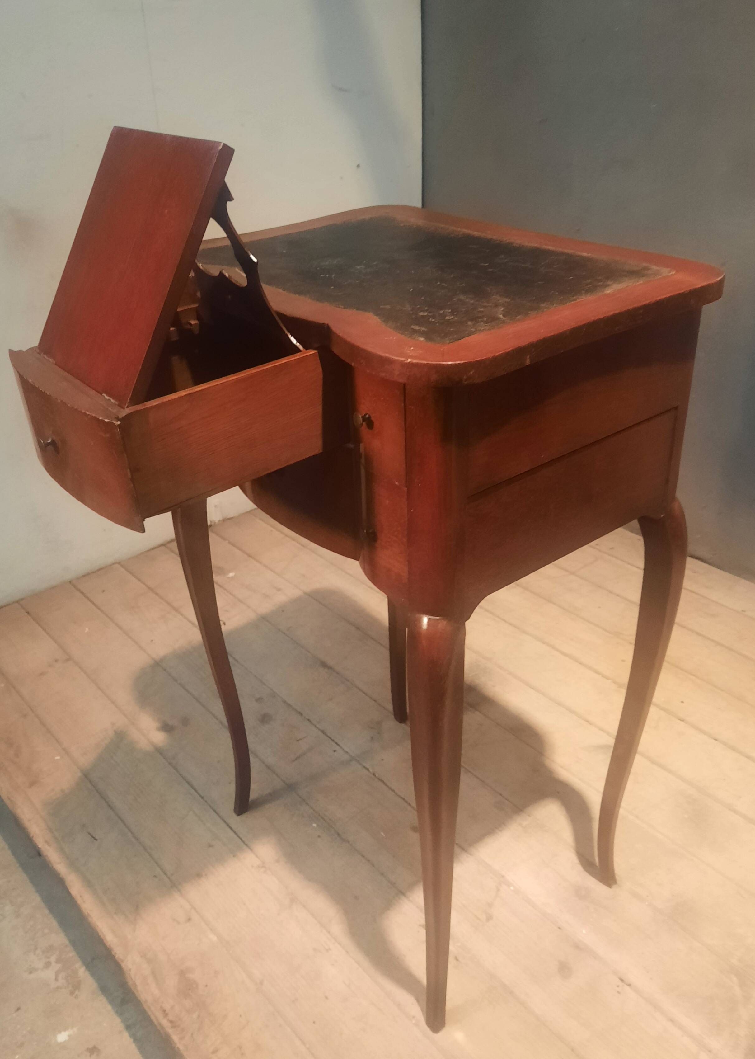 Louis XV style side table with a lectern.