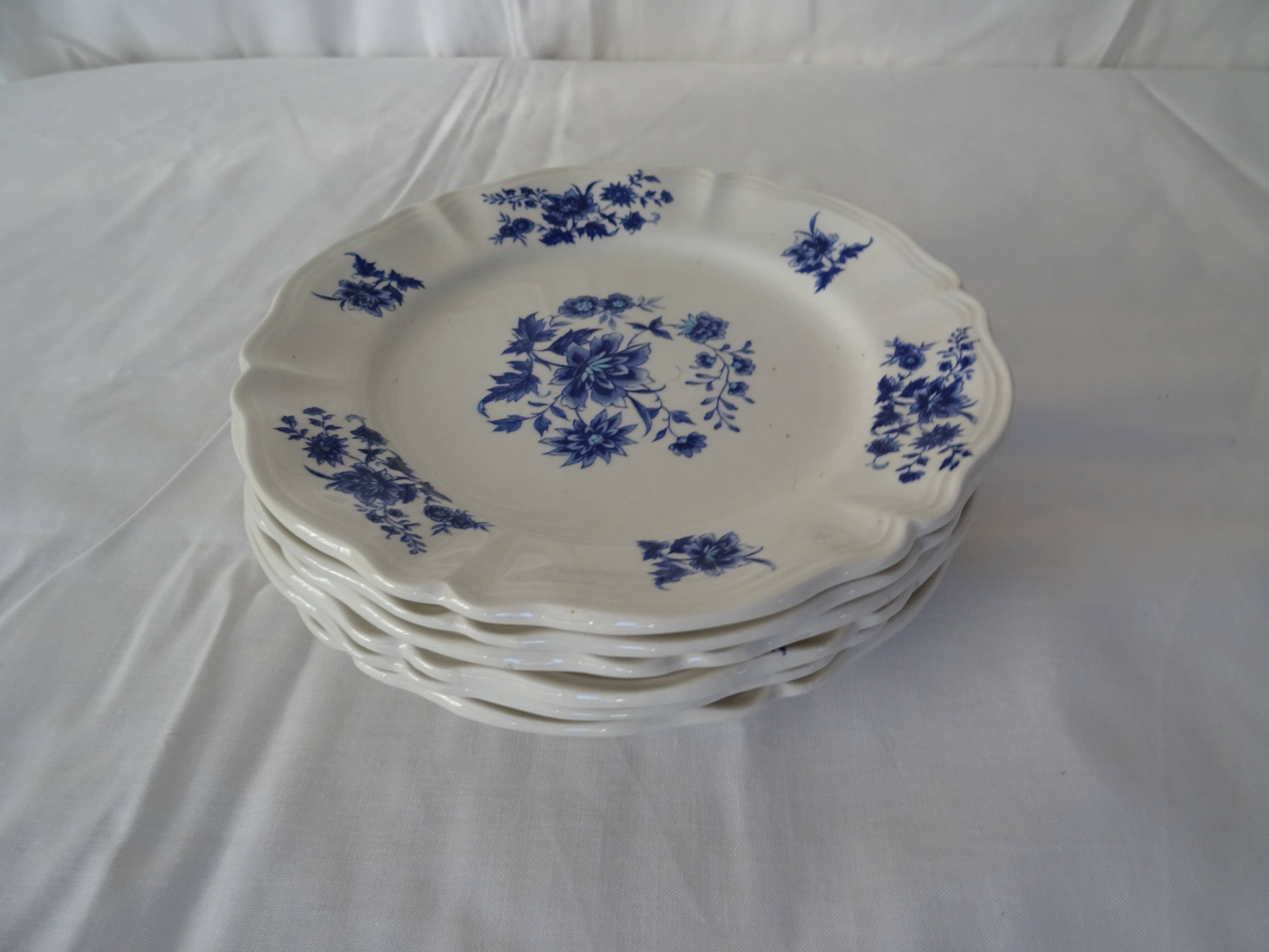 6 Sarreguemines Aubusson plates 429112 blue flowers faience