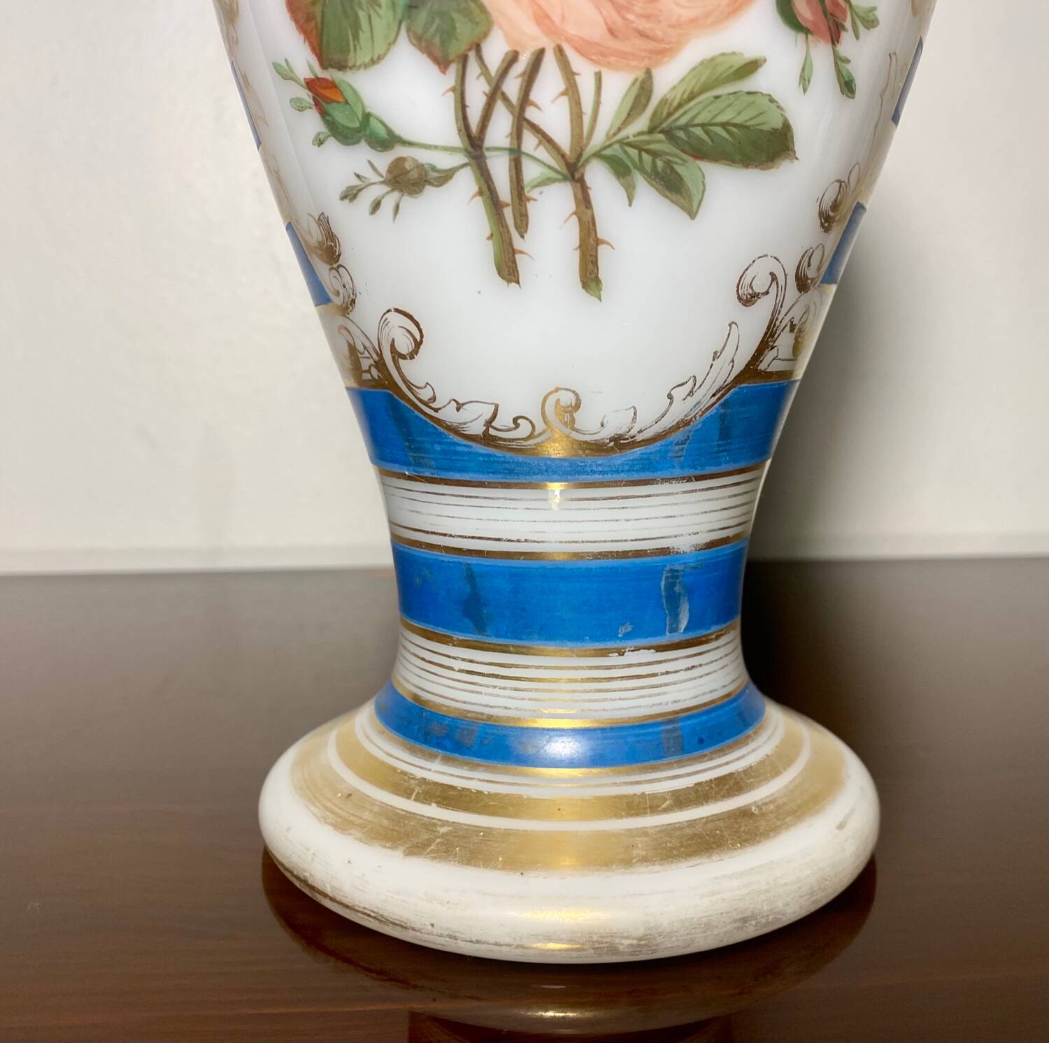 Jean-françois robert baccarat vase opaline peint main