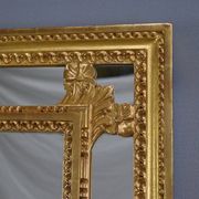 Grand miroir à parcloses, style Louis XVI – Milieu XXe