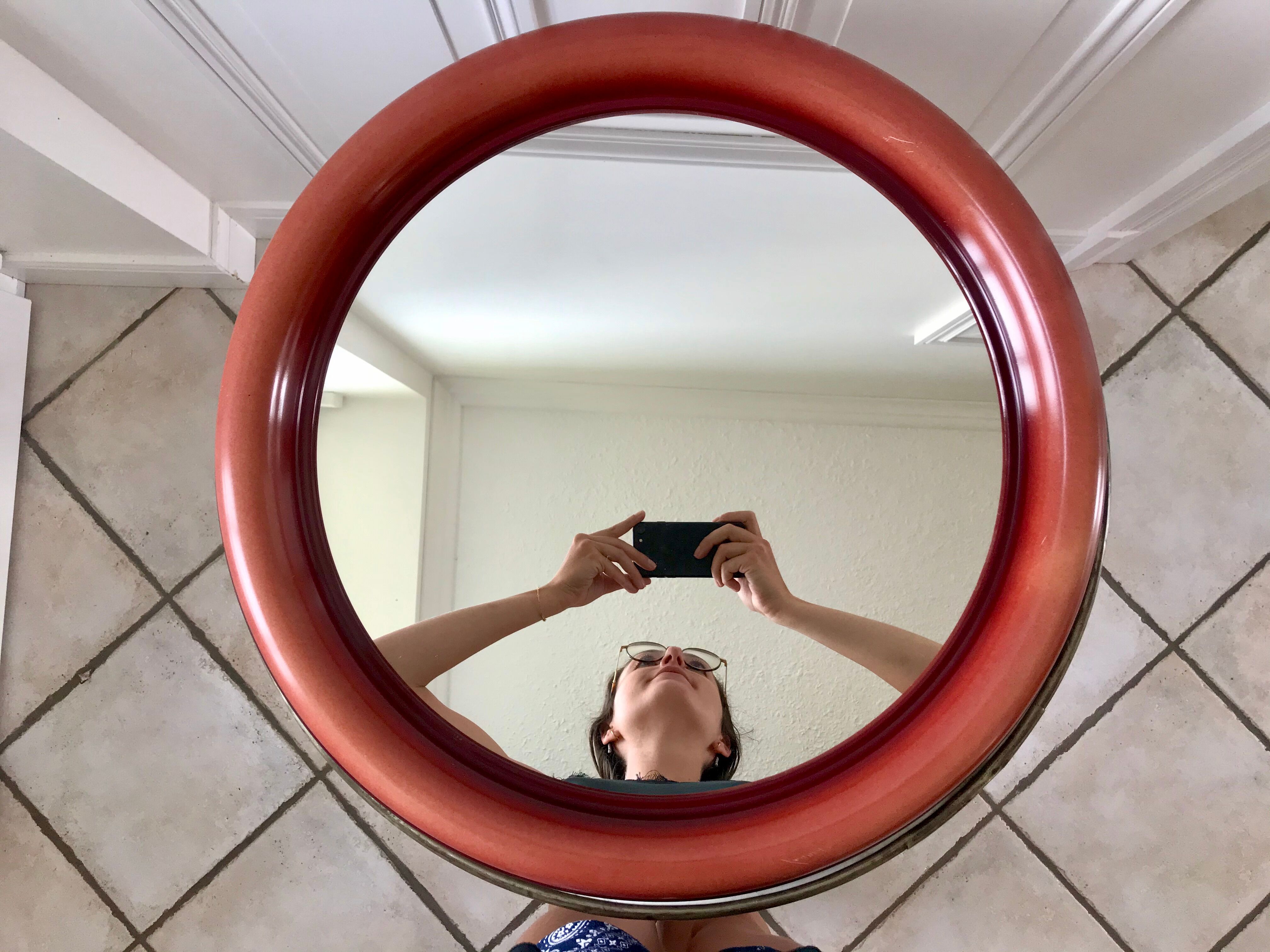 Round plastic mirror 70s