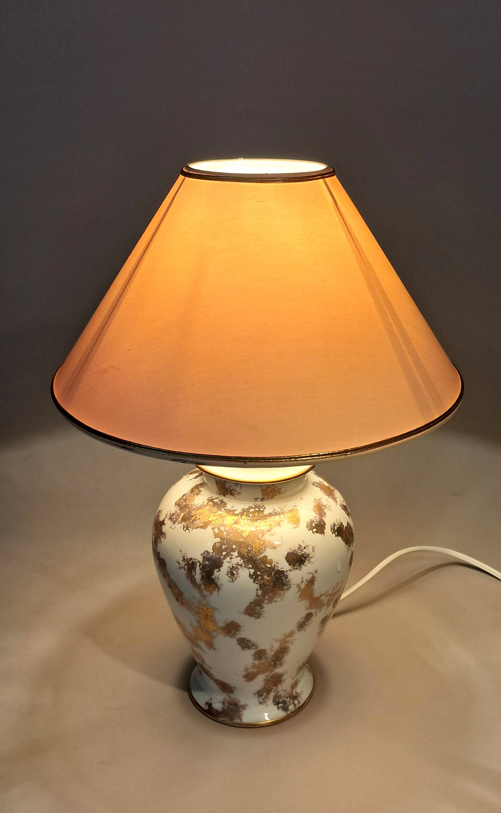 Fine porcelain lamp gilded with gold by Laure Selignac, Paris.