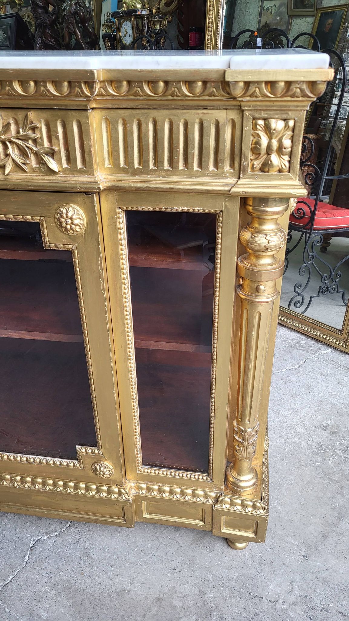 Louis xvi display cabinet in gilded wood