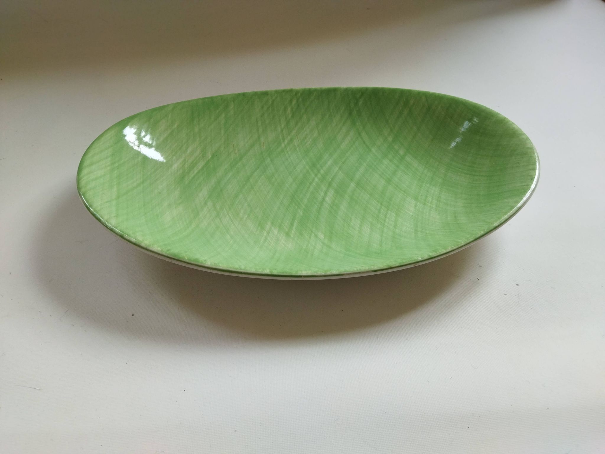 Dish and sauce boat Mistral Salins France