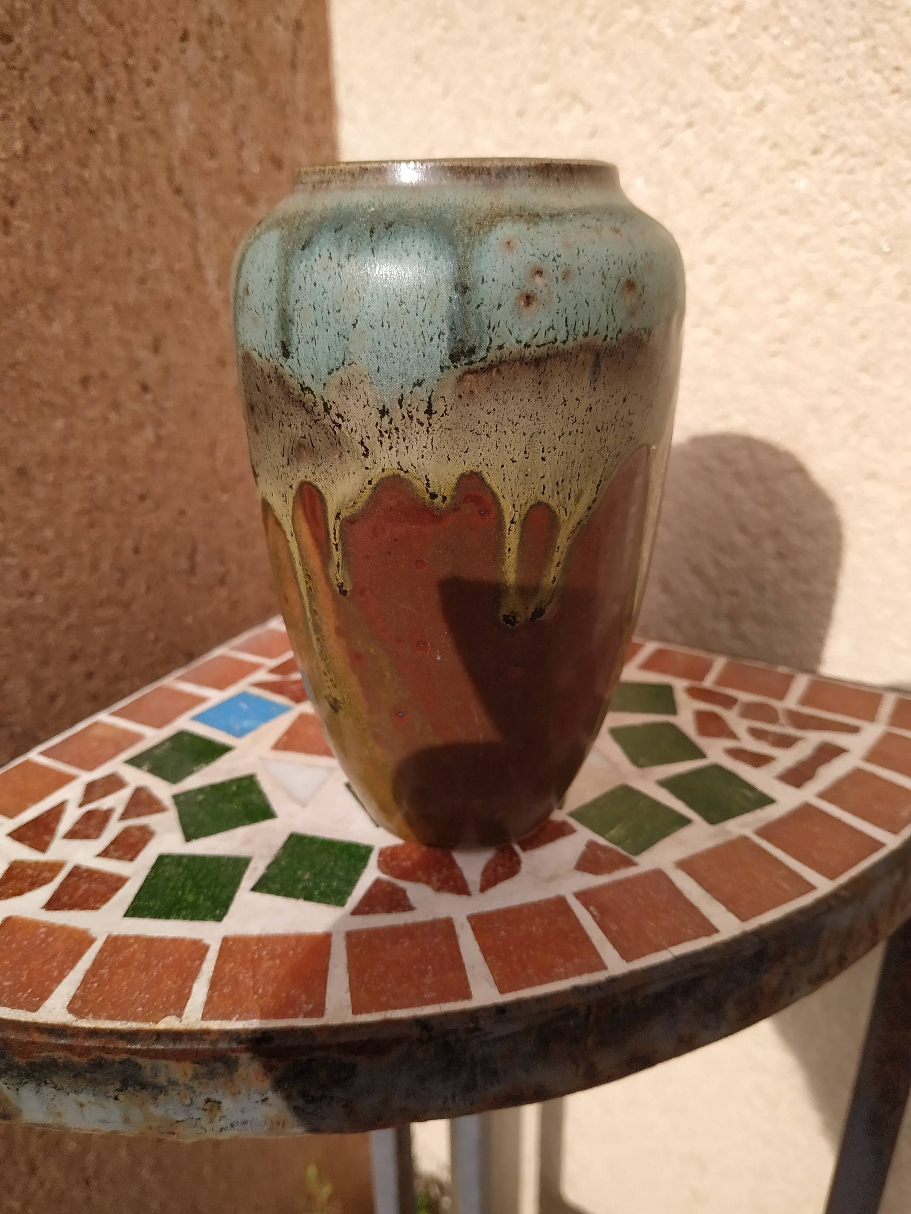 Pussaie sandstone vase by Jean Cacheleux