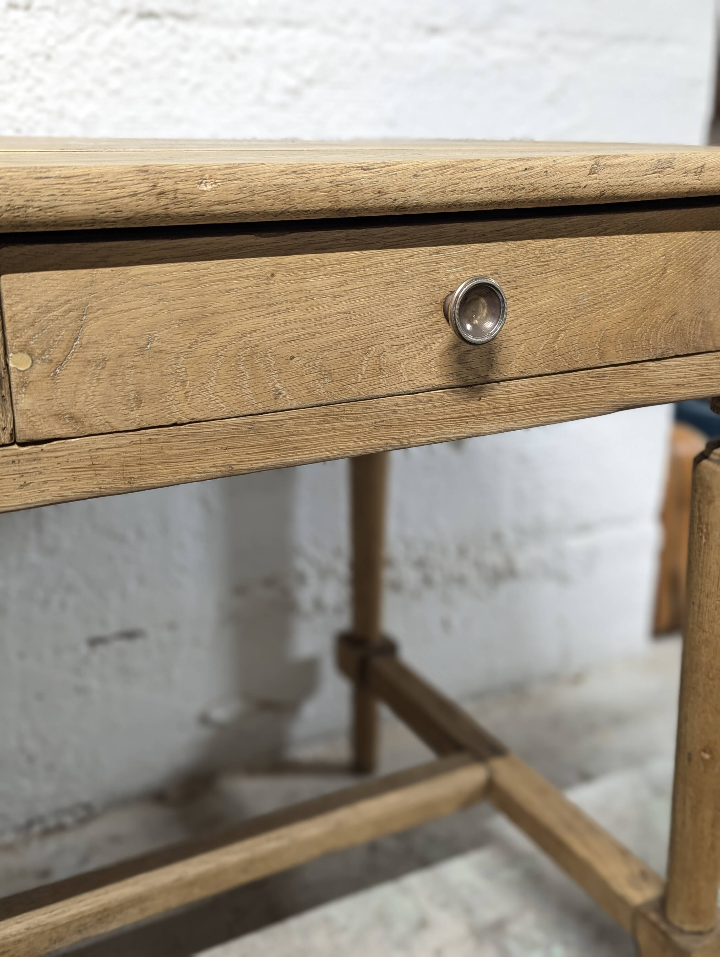 Bureau en chêne 2 tiroirs